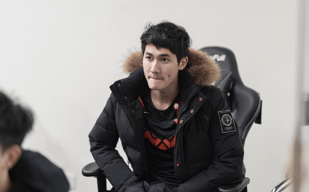 包含Karsa在德国队比赛中赛事规则更新，挺进下一轮引发热议！的词条