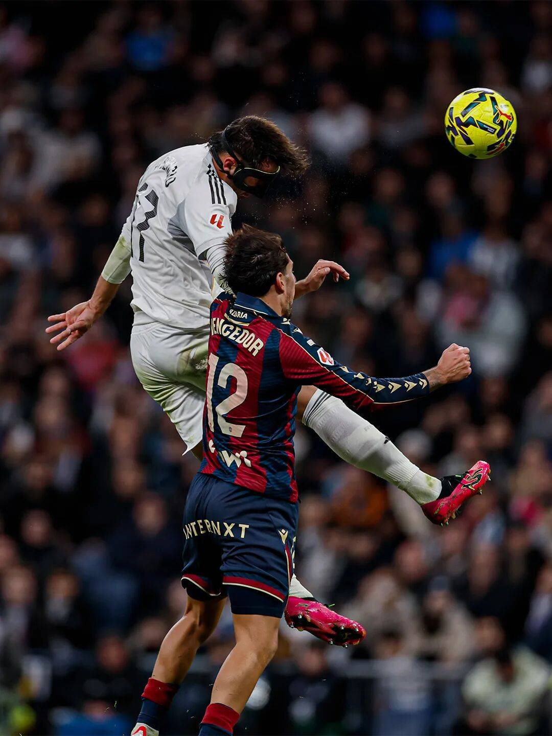 九游体育-姆巴佩巅峰对决，C罗与40激战湖人分钟，大胜胜负难料！的简单介绍