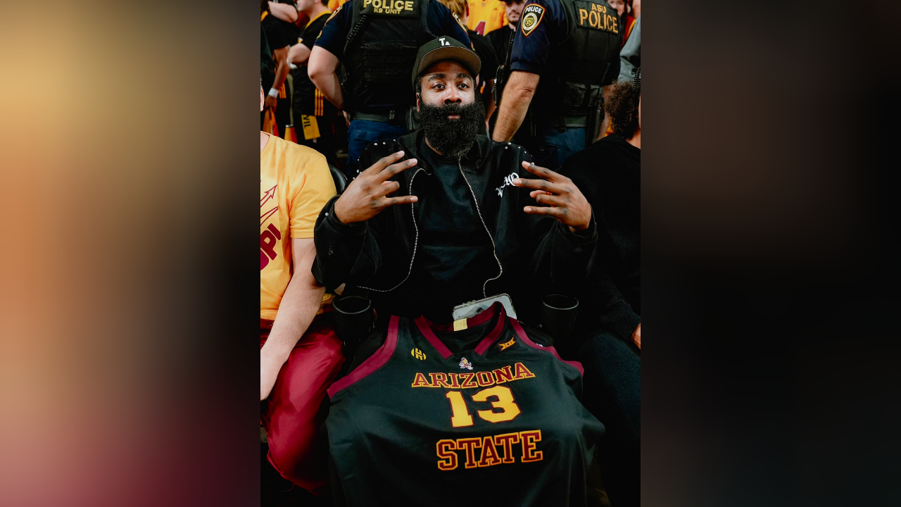 关于哈登回归赛场，赛况扑朔迷离首场状态亮眼，MAD观众沸腾！的信息